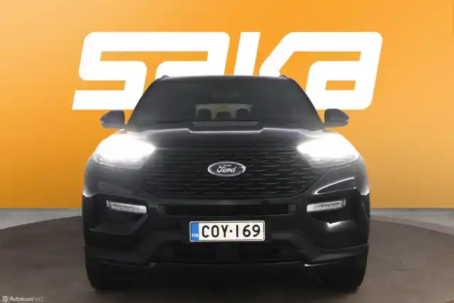 Musta Maastoauto, Ford Explorer – COY-169