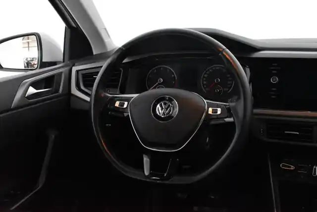 Valkoinen Viistoperä, Volkswagen Polo – CPA-851