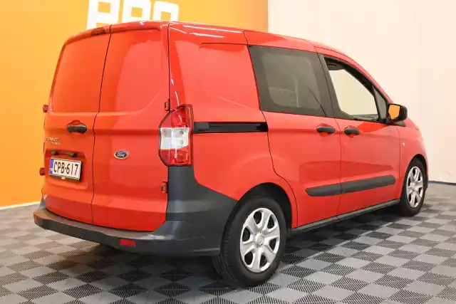 Punainen Pakettiauto, Ford Transit Courier – CPB-617