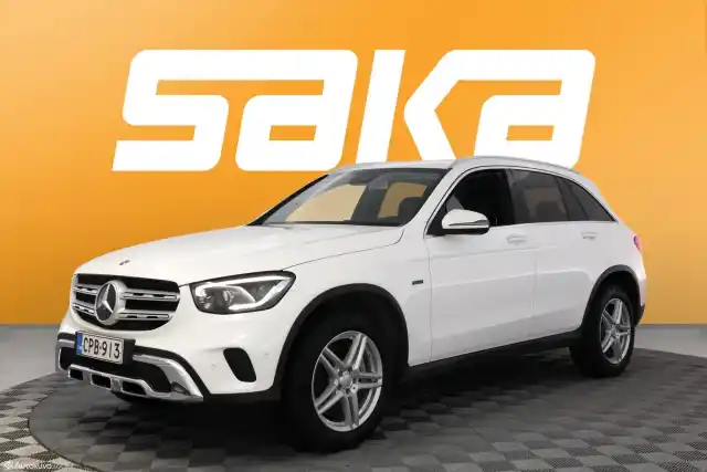 Valkoinen Maastoauto, Mercedes-Benz GLC – CPB-913