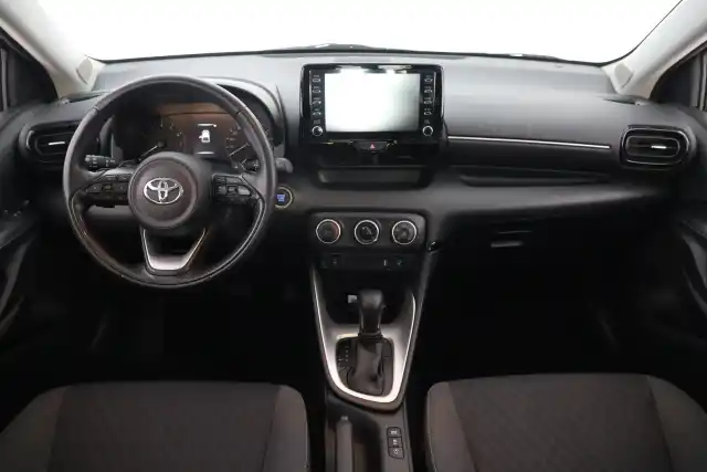 Harmaa Viistoperä, Toyota Yaris – CPE-432