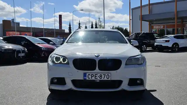 Valkoinen Farmari, BMW 520 – CPE-870