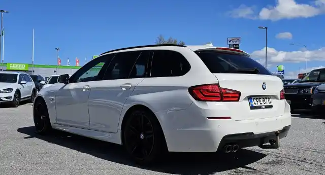 Valkoinen Farmari, BMW 520 – CPE-870