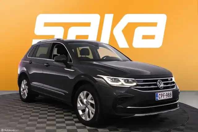 Harmaa Maastoauto, Volkswagen Tiguan – CPF-988