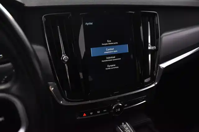 Ruskea (beige) Farmari, Volvo V90 – CPG-337