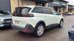Valkoinen Maastoauto, Peugeot 5008 – CPG-860, kuva 2