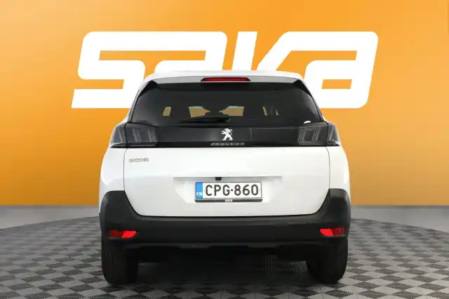 Valkoinen Maastoauto, Peugeot 5008 – CPG-860