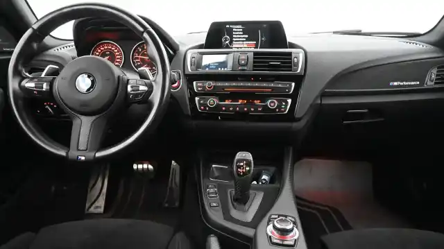Valkoinen Coupe, BMW M235I – CPI-571