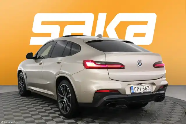 Beige Sedan, BMW X4 – CPI-663