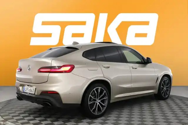 Beige Sedan, BMW X4 – CPI-663