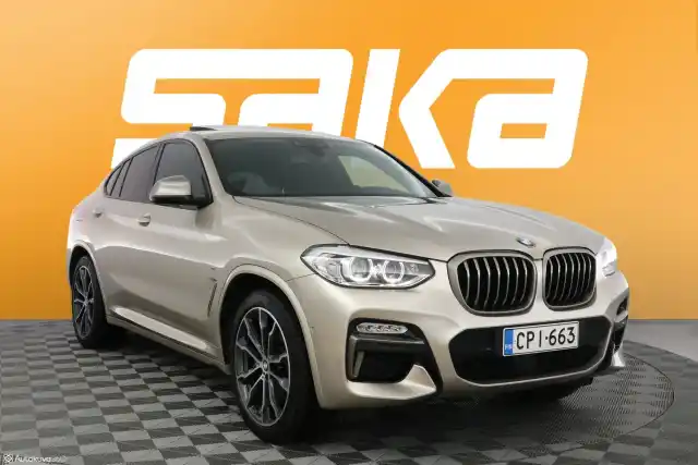 Beige Sedan, BMW X4 – CPI-663