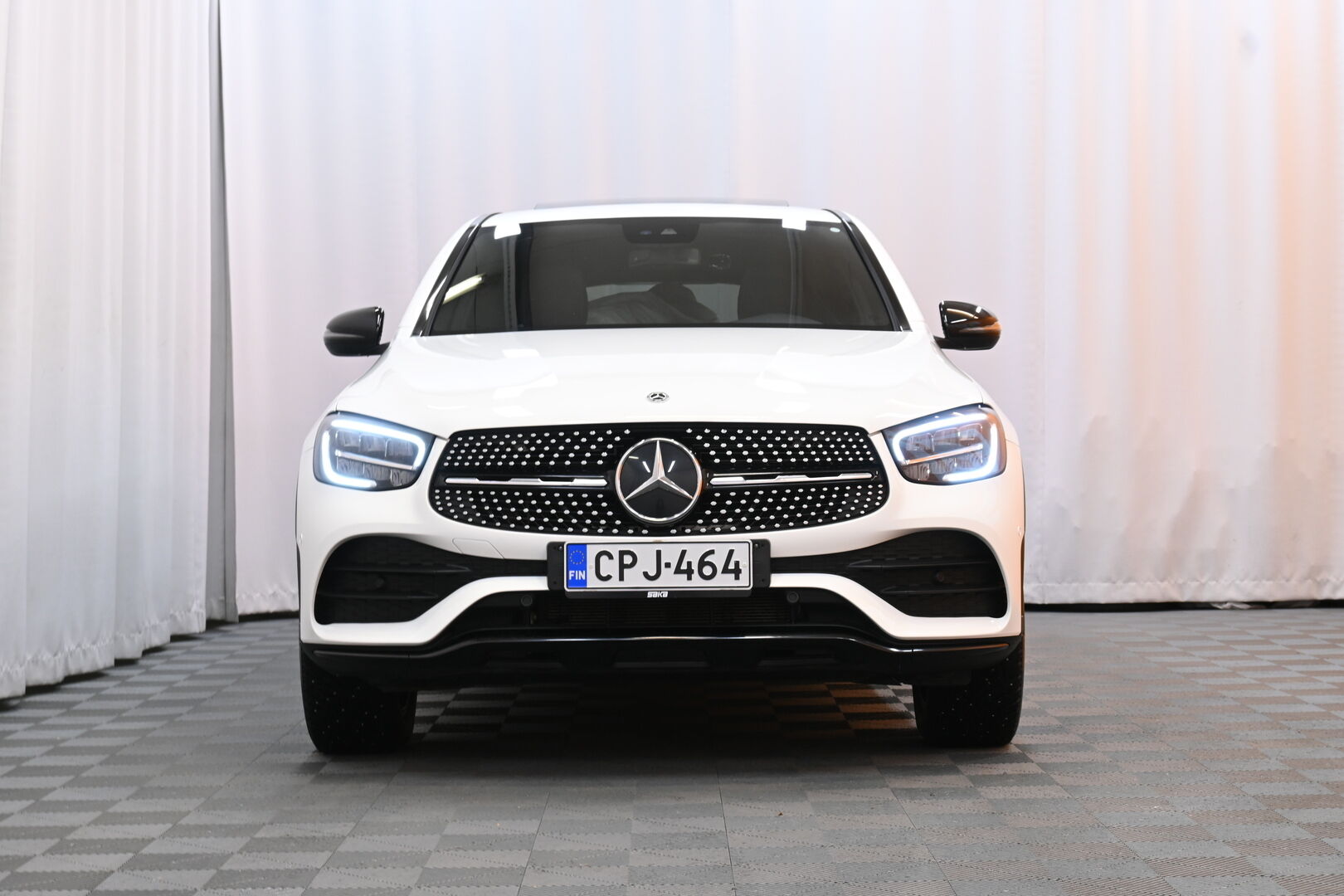 Valkoinen Coupe, Mercedes-Benz GLC – CPJ-464