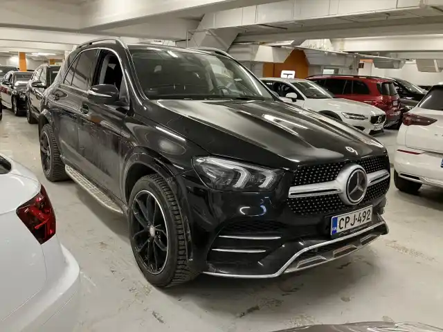 Musta Maastoauto, Mercedes-Benz GLE – CPJ-492