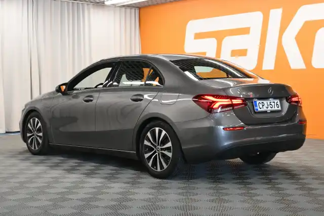 Harmaa Sedan, Mercedes-Benz A – CPJ-576