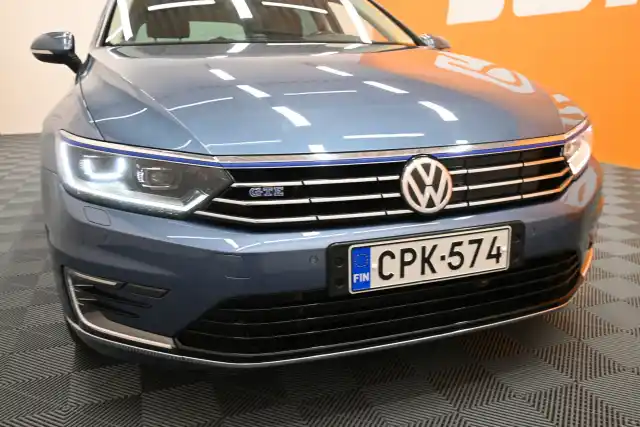 Sininen Farmari, Volkswagen Passat – CPK-574