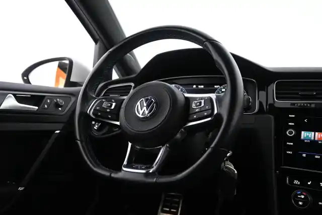 Valkoinen Viistoperä, Volkswagen Golf – CPL-612