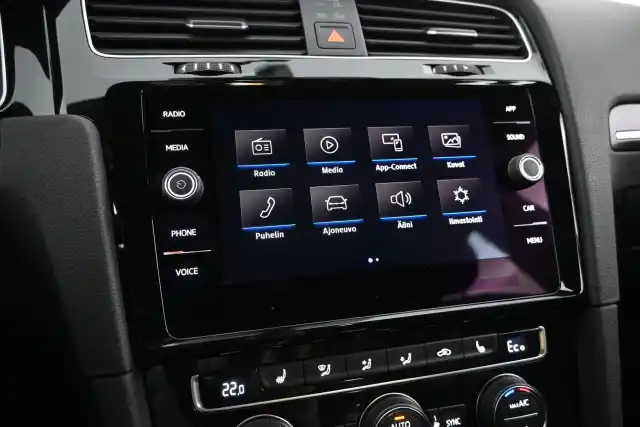 Valkoinen Viistoperä, Volkswagen Golf – CPL-612
