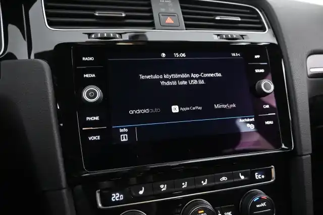 Valkoinen Viistoperä, Volkswagen Golf – CPL-612