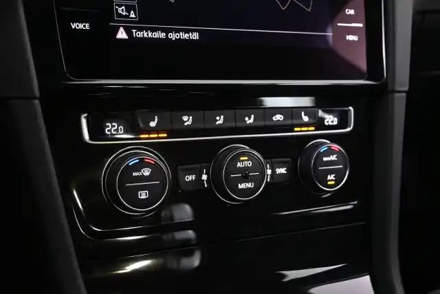 Valkoinen Viistoperä, Volkswagen Golf – CPL-612