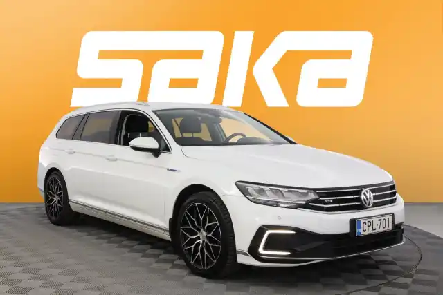 Valkoinen Farmari, Volkswagen Passat – CPL-701