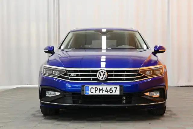 Sininen Farmari, Volkswagen Passat – CPM-467