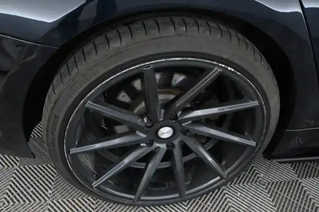 Musta Sedan, BMW 435 – CPM-612