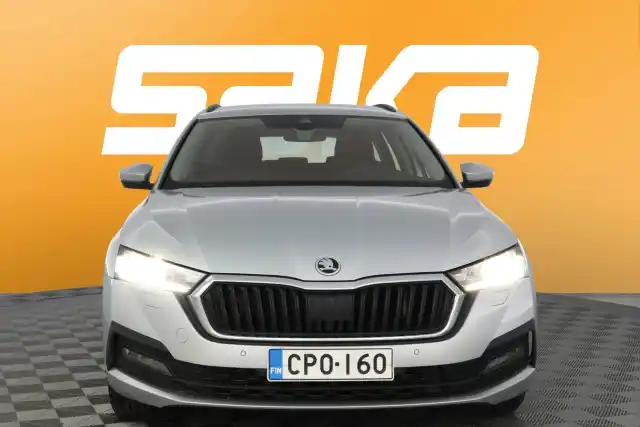 Harmaa Farmari, Skoda Octavia – CPO-160