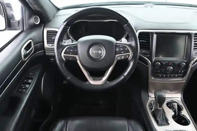 Musta Maastoauto, Jeep Grand Cherokee – CPO-566