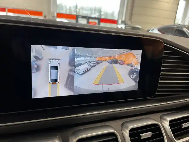 Musta Maastoauto, Mercedes-Benz GLE – CPO-597
