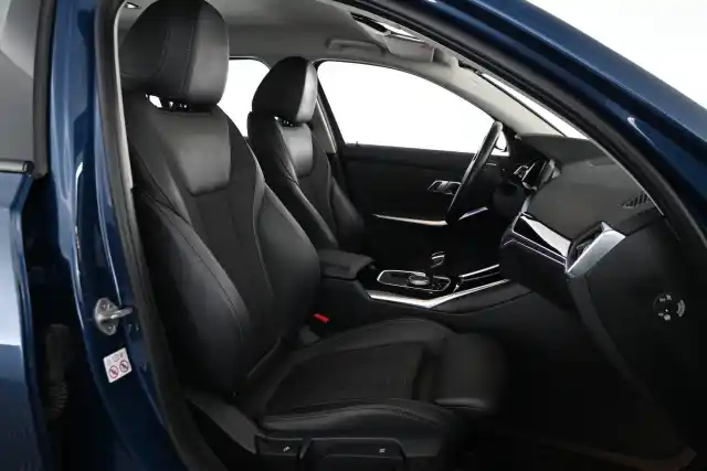Sininen Farmari, BMW 330 – CPP-598