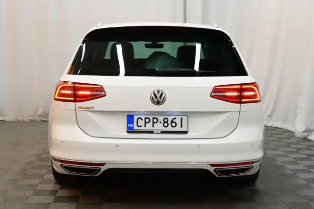 Valkoinen Farmari, Volkswagen Passat – CPP-861