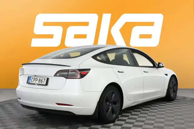 Valkoinen Sedan, Tesla Model 3 – CPP-867