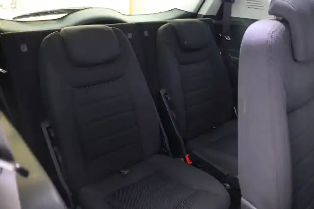 Valkoinen Tila-auto, Ford S-Max – CPS-243