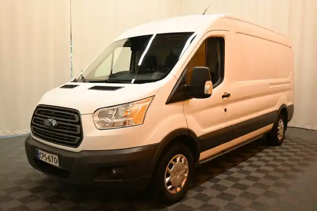 Valkoinen Pakettiauto, Ford Transit – CPS-670