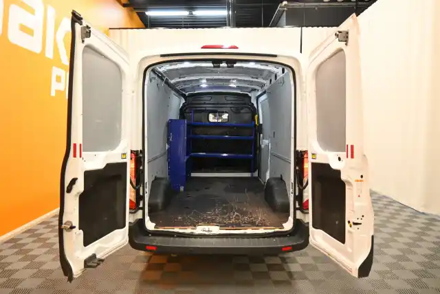 Valkoinen Pakettiauto, Ford Transit – CPS-670