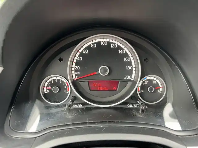 Valkoinen Viistoperä, Volkswagen up! – CPT-317