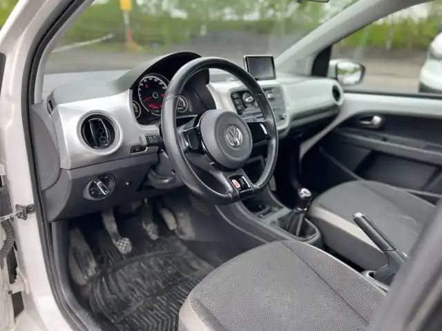 Valkoinen Viistoperä, Volkswagen up! – CPT-317