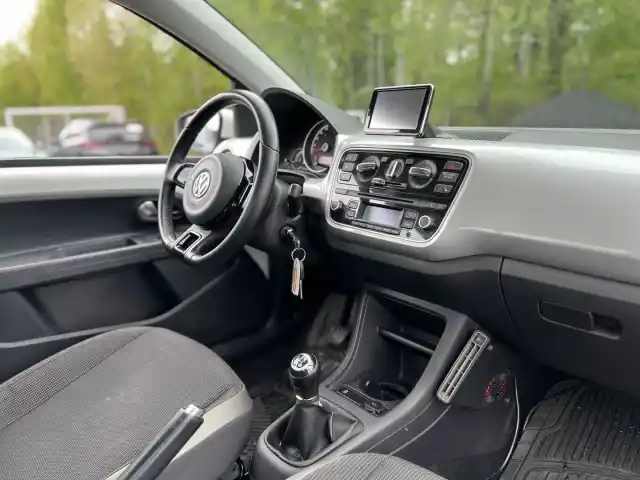 Valkoinen Viistoperä, Volkswagen up! – CPT-317