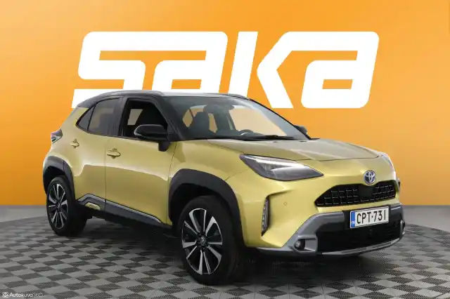 Keltainen Maastoauto, Toyota Yaris Cross – CPT-731