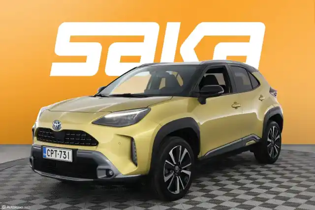 Keltainen Maastoauto, Toyota Yaris Cross – CPT-731