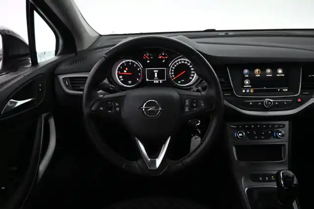 Valkoinen Viistoperä, Opel Astra – CPT-836