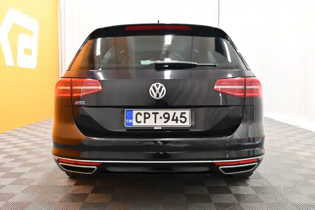 Musta Farmari, Volkswagen Passat – CPT-945