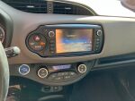 Valkoinen Viistoperä, Toyota Yaris – CPU-361, kuva 5
