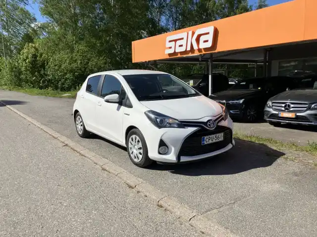 Valkoinen Viistoperä, Toyota Yaris – CPU-361