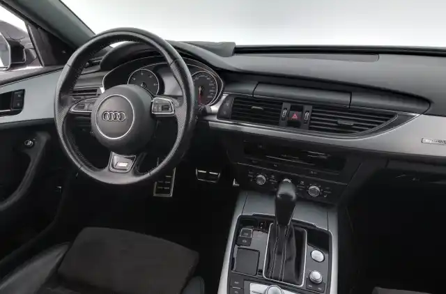 Ruskea Farmari, Audi A6 – CPU-409