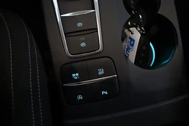 Sininen Farmari, Ford Focus – CPV-395