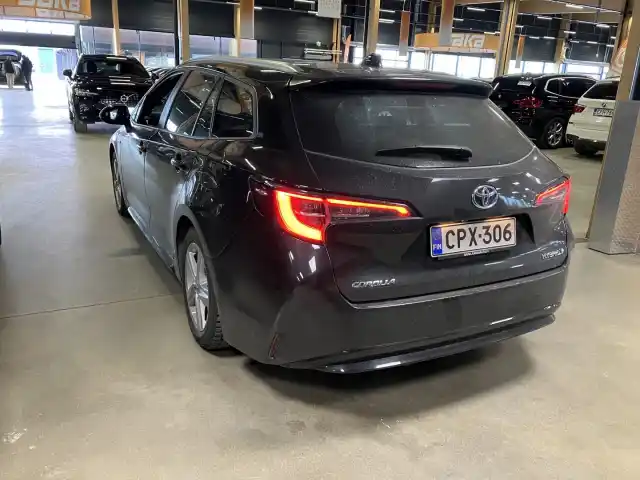 Musta Farmari, Toyota Corolla – CPX-306