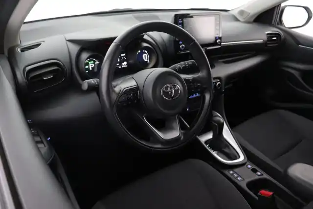 Valkoinen Viistoperä, Toyota Yaris – CPX-957