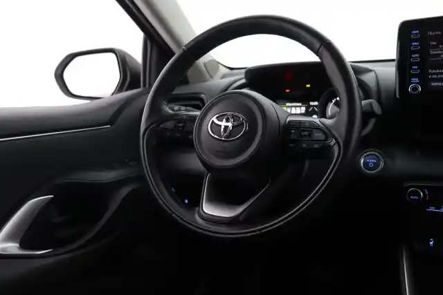 Valkoinen Viistoperä, Toyota Yaris – CPX-957