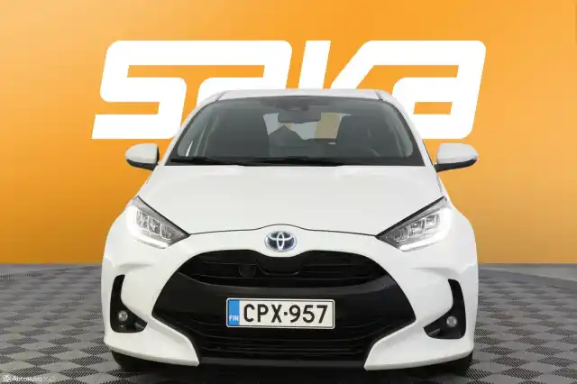 Valkoinen Viistoperä, Toyota Yaris – CPX-957